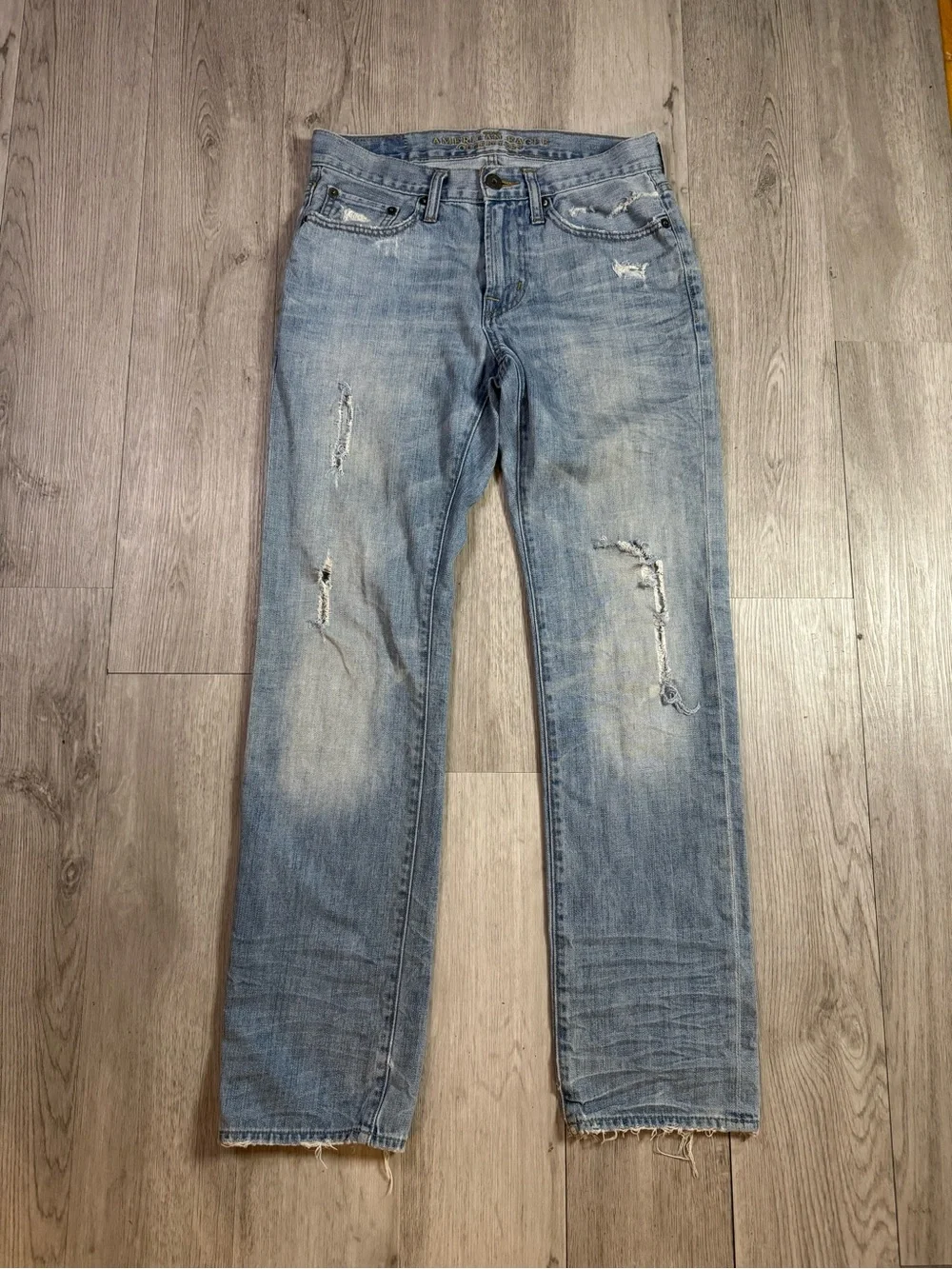 American Eagle Men’s Light Wash Slim Straight Blue Jeans 28x32 Ripped Distressed